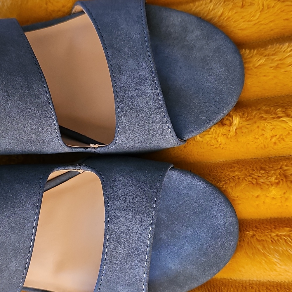 Block Heels - Picture 7 of 16